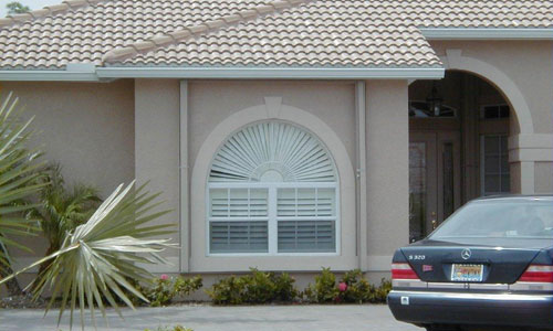 Hurricane protection project - Spectre of Naples