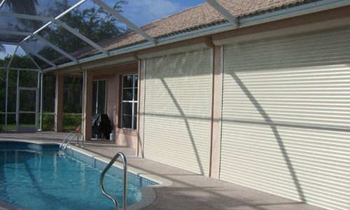 Hurricane protection project - Spectre of Naples