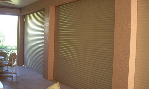 Hurricane protection project - Spectre of Naples