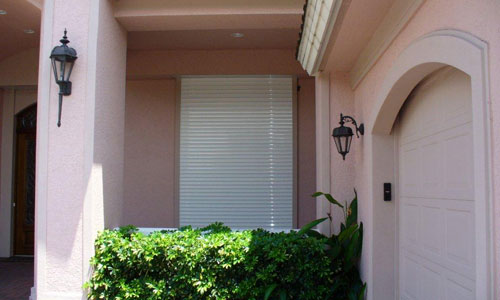 Hurricane protection project - Spectre of Naples