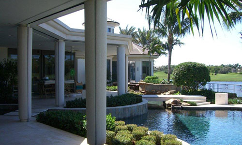 screen with accordion shutters  installation project