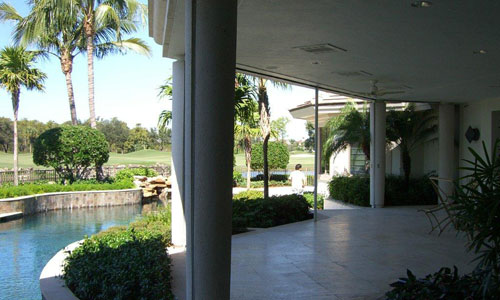 screen with accordion shutters  installation project