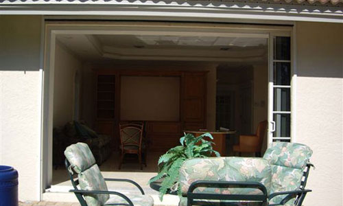Glass door screen installation project - Spectre of Naples