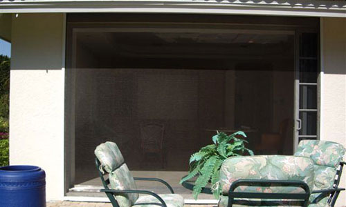 Glass door screen installation project - Spectre of Naples